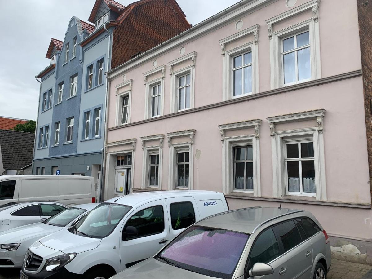 Best-Preis -Gold Suite- Mit Netflix, Self-Check-In, Ebike Ladestation, Fahrradraum, Wlan, Netflix Und Massagesessel - Direkt Am Elberadweg Im Herzen Von فيتينبيرغ المظهر الخارجي الصورة