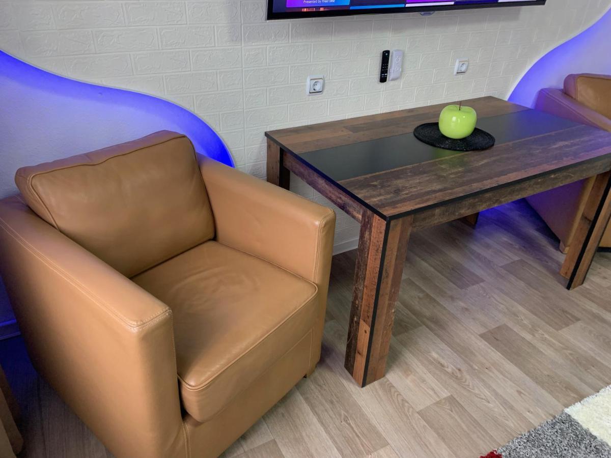 Best-Preis -Gold Suite- Mit Netflix, Self-Check-In, Ebike Ladestation, Fahrradraum, Wlan, Netflix Und Massagesessel - Direkt Am Elberadweg Im Herzen Von فيتينبيرغ المظهر الخارجي الصورة